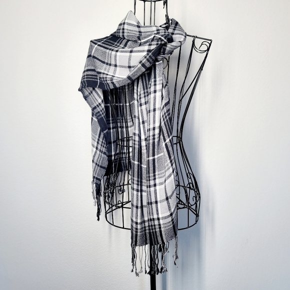 Express Black/White Plaid Scarf - Picture 1 of 5